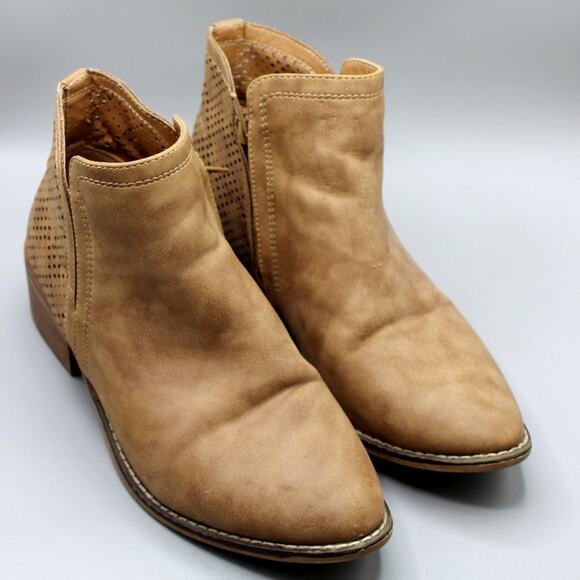 Madden Girl Perforated Brown Booties Size 8M - Picture 3 of 8